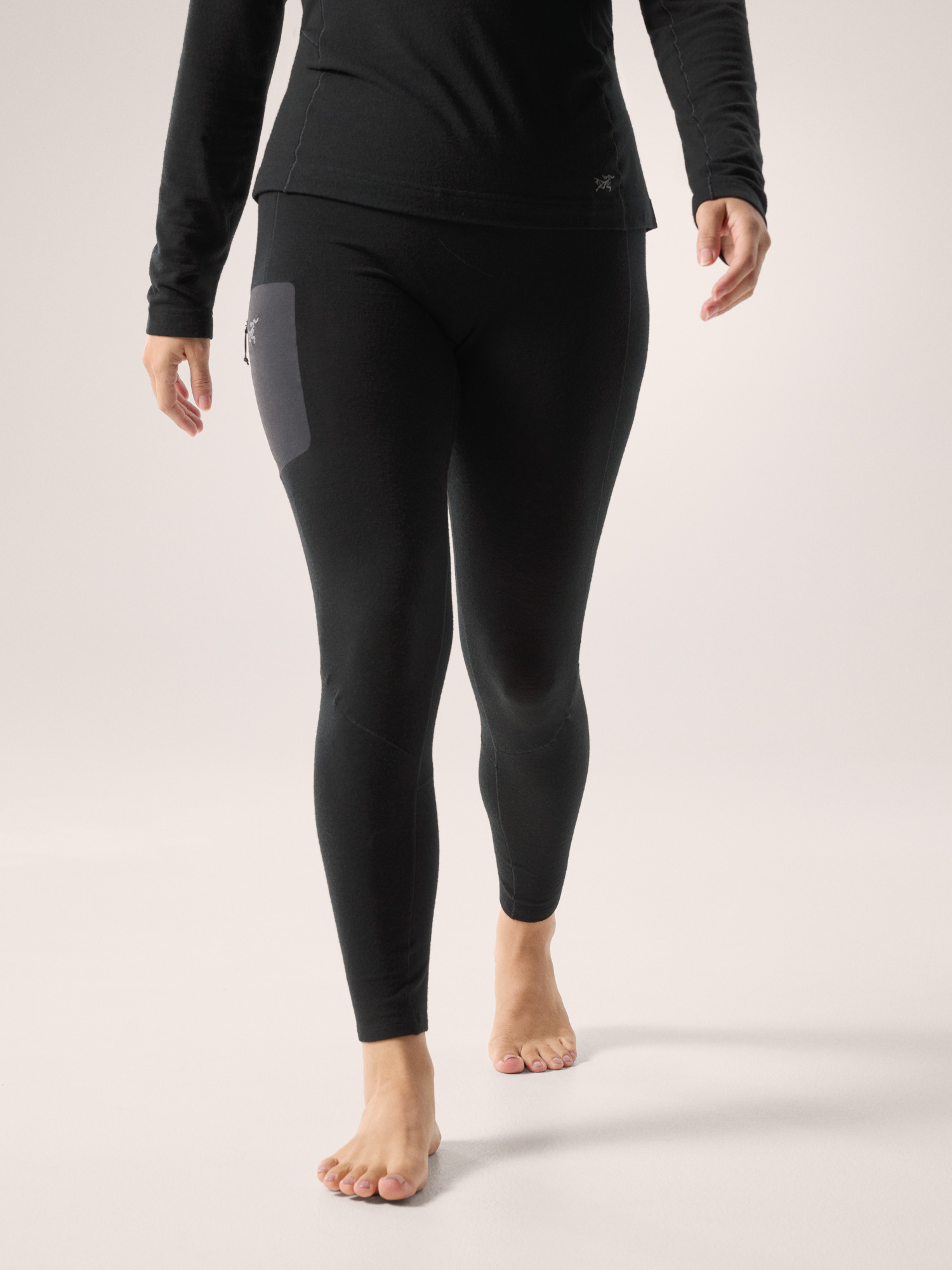 S25-X000009321-Satoro-Merino-Wool-Bottom-Black-Women-s-Front-View